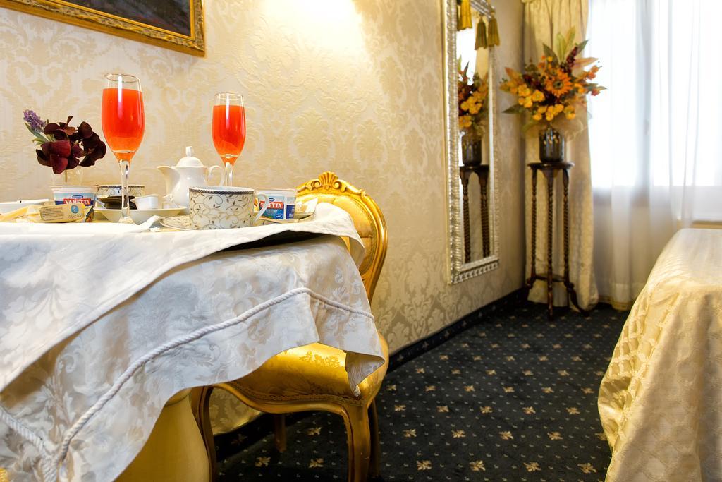 Ca' Della Loggia Bed & Breakfast Venice Ngoại thất bức ảnh
