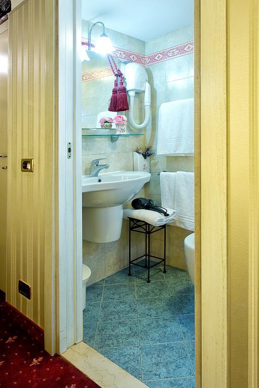Ca' Della Loggia Bed & Breakfast Venice Ngoại thất bức ảnh
