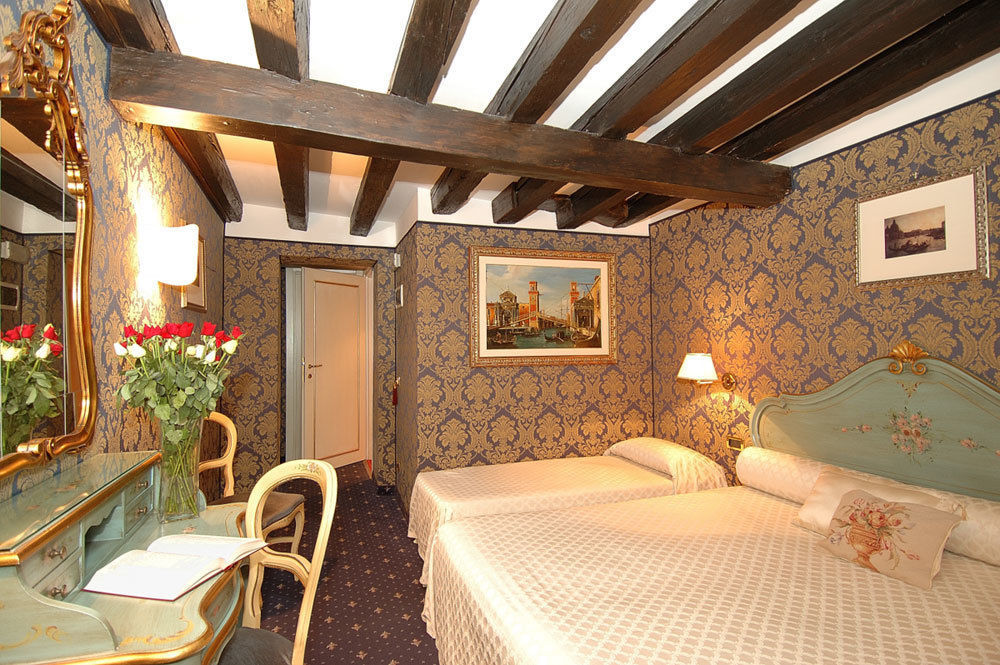 Ca' Della Loggia Bed & Breakfast Venice Ngoại thất bức ảnh